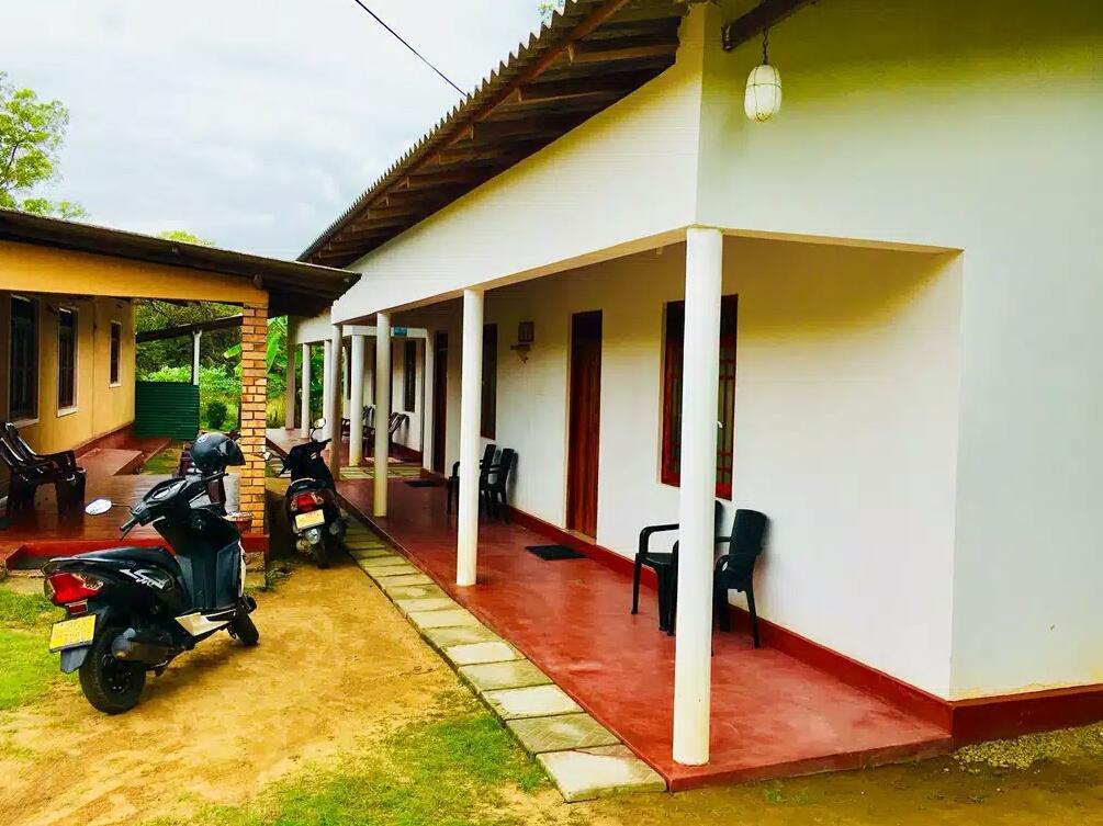 Kumari Guest House 폴로나루와 외부 사진